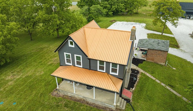 1890’s fully renovated farmhouse on a U Pick flower farm.