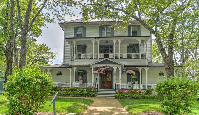 1898 Waverly Inn