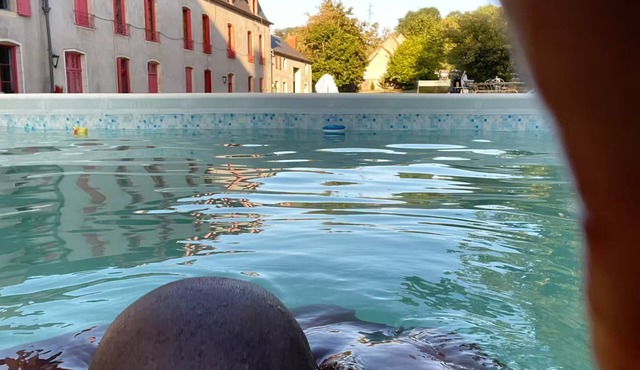 18th-century Château de Clairefontaine in Garchizy