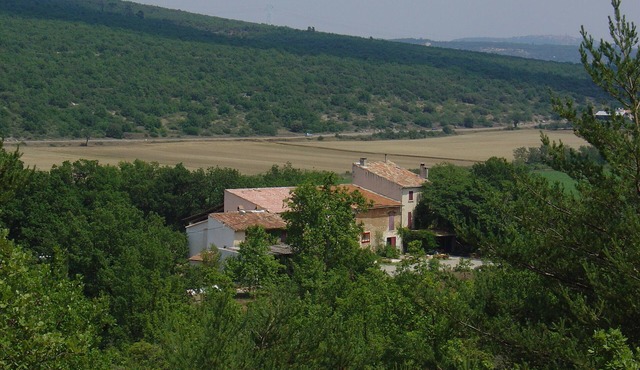 18th century farm in the heart of Provence