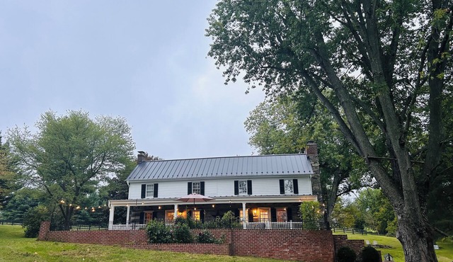 18th Century Historic Working Farm on 12 Acres