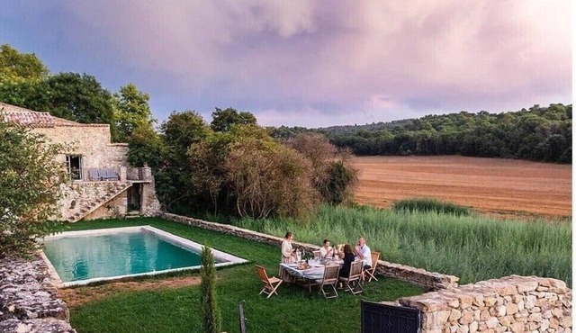 18th century provencal country house in the Luberon Natural Park