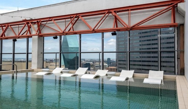18th flr! CozySuites Best Sky Pool in Dallas 1BR