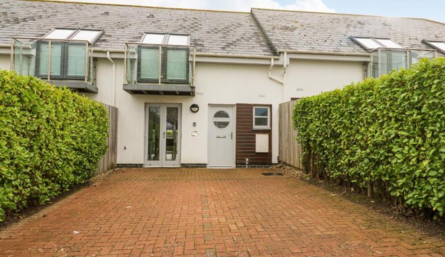 19 Bay Retreat Villas