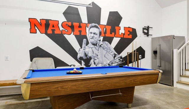 19 Bed Downtown Rooftop Gameroom Walk To Broadway