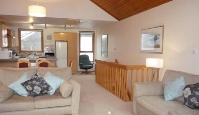 19 KESWICK BRIDGE, family friendly, with a garden in Keswick