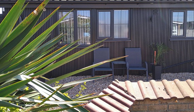 19 THE COURT, pet friendly, country holiday cottage in Anderby Creek