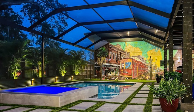 1906 Tampa - Modern City Oasis w/Industrial Vibe