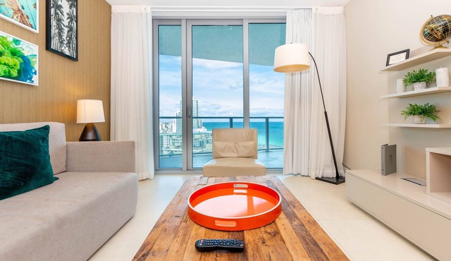 1908 Hyde On The Beach Luxurious Ocean View 2 Bedroom