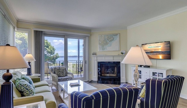 1909 S. Beach Club - Stunning Sunset Views over Calibogue Sound