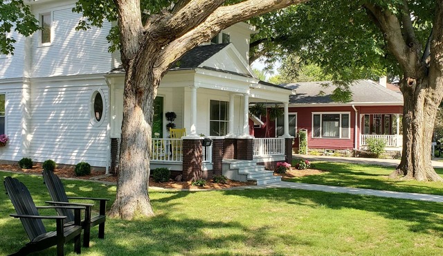 1910 Historic Hill Avenue Home