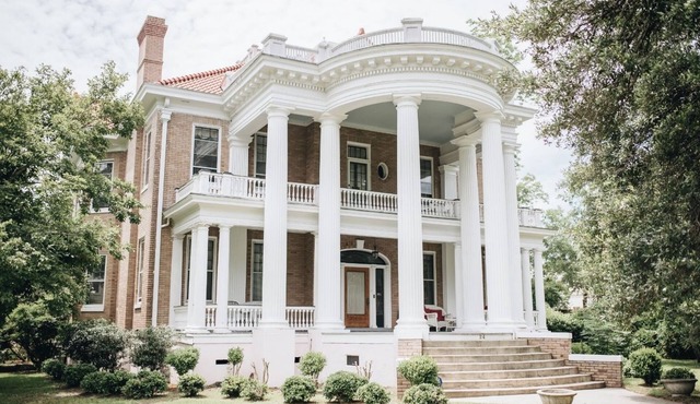 1912 Bed and Breakfast