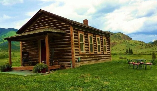 1916 Schoolhouse near Yellowstone-horse rides,zip lining, rafting, hiking