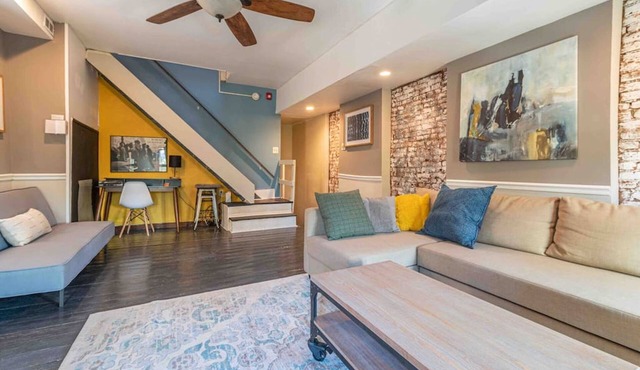 1918 Duplex with Character City Center