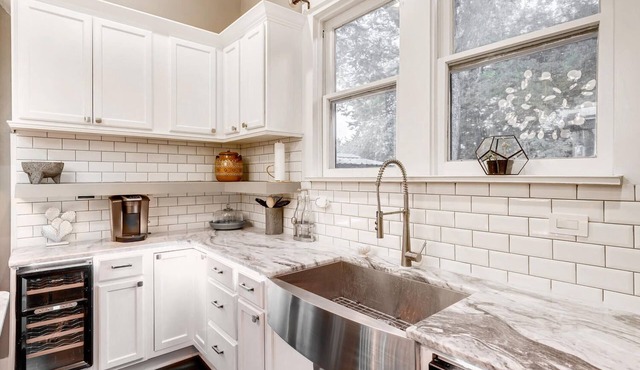 1920's Home Less Than 2 miles from DT San Antonio!