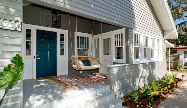 1925 Historic Bradenton Bungalow, convenient to downtown and Anna Maria Island!