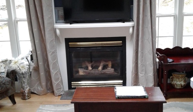 1930'S Charming & Enchanted Unit By Waterfalls