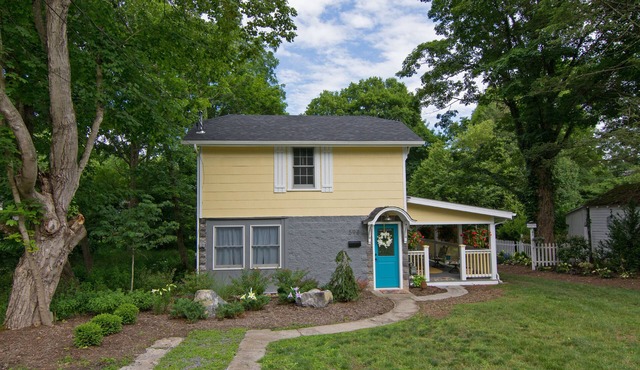 1930's house in Lewisburg's Historical District - The Verdie May House