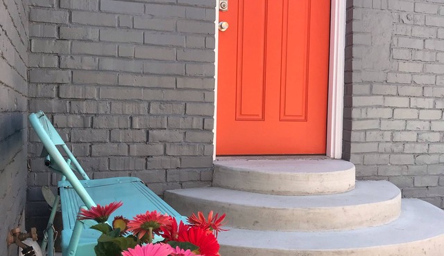 1938 Beautifully Renovated Cozy Midtown Charmer Close to Fairgrounds/Rt 66
