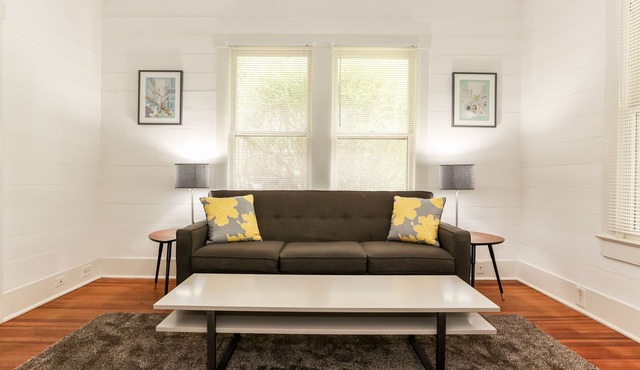 1940 Hyde Park Bungalow With Office