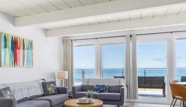 1960's Rio Del Mar Beach House - Stunning Views!