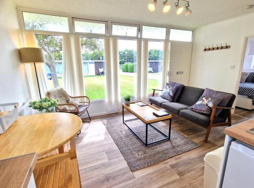 197 Broadside Holiday Chalet near Broads & Beaches