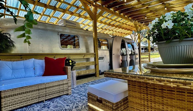 1972 Airstream luxury tiny living at it's best in Columbia near Lake Murray!