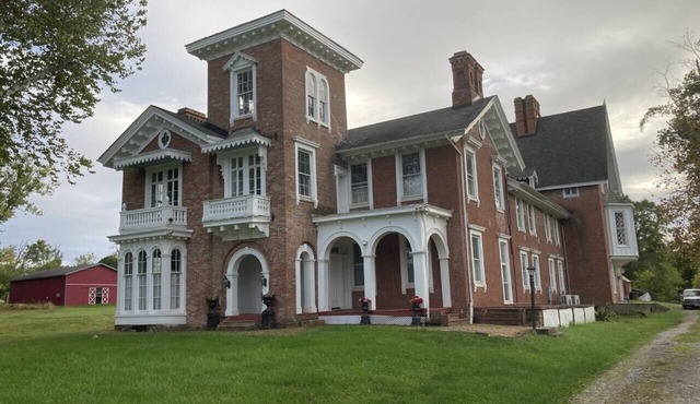 19th Century Mansion/Farm House