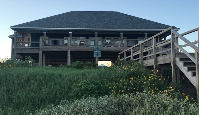 1AmazingView Beachfront home - Sleeps 26 Crystal Beach 9 yrs of 5-Star Reviews