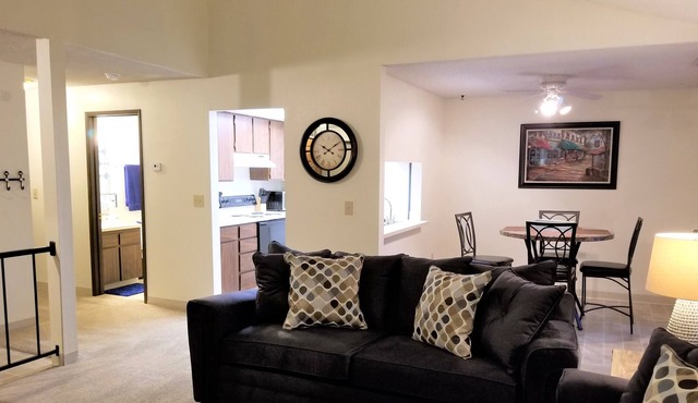 1b/1b - 760 sqft - Ad: 120WA