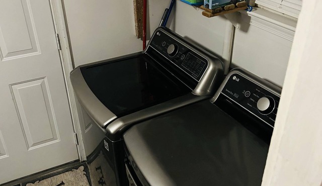 1BD1BA InnerCity Farmhouse