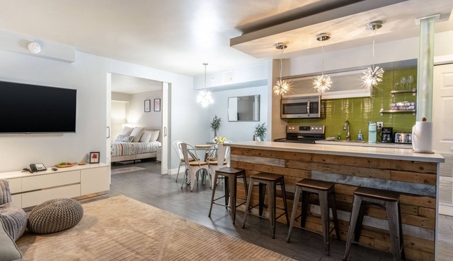 1BED 1BATH - SUPERB LOCATION - NEXT TO COSMO & BELLAGIO