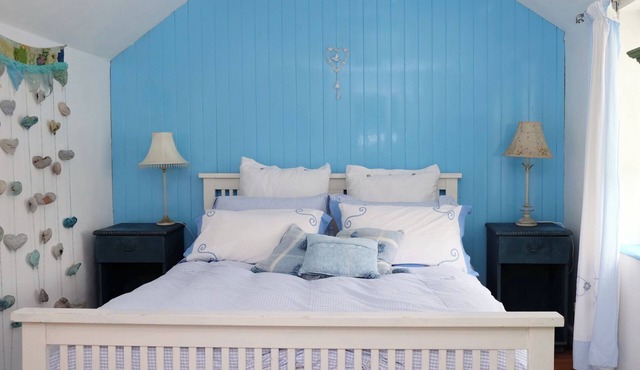 1Bed Cottage Sleeps 2 - Pets, Garden, Firepit, Bbq