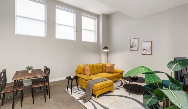 1Bedroom | Downtown | Gym & Coworking space + Wifi