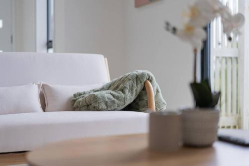 1Bedroom Duplex in P!mpama Near Shops & Transport