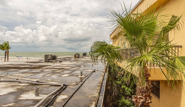 1br 1b - 3rd Floor - King - Surf Song #335