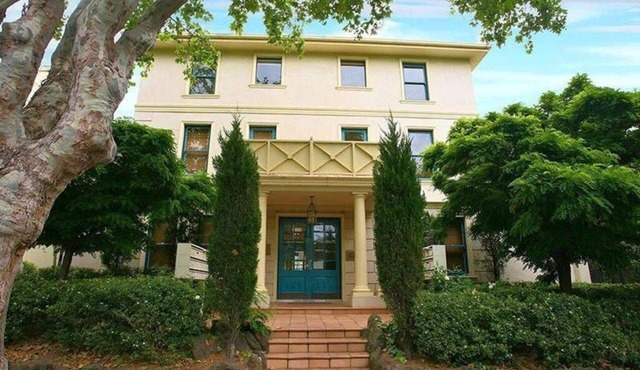 1br - 377m2 - "Beach House" - (Victoria)