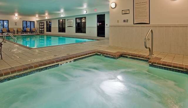 1BR ADA Suite w/Kitchen | Near Mizzou!