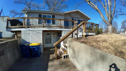 1BR Apartment between KC & Lawrence - World Cup Stay