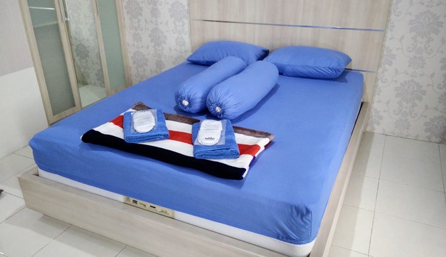 1BR @ Apartment Salemba w/hot shower & complimentaries