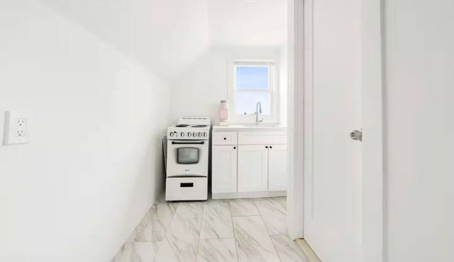 1BR Apt 2 Queen Beds Free Parking Stair-Free Access Near NYC