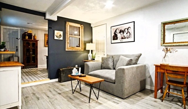 1BR Apt | 4 mins to OCU | Kitchen, Wi-Fi, Free Parking | Monthly 15% #19C