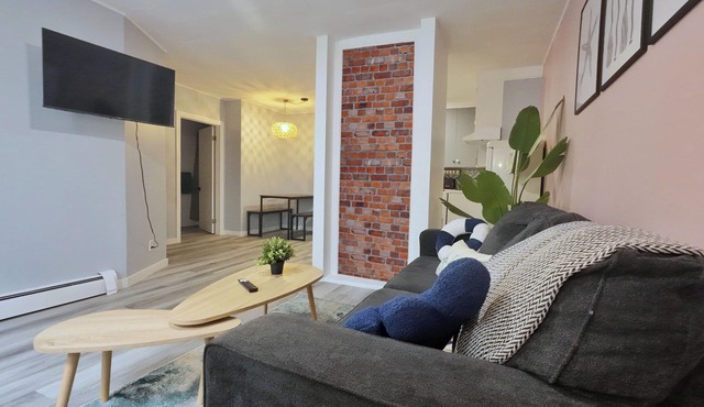 1BR + Backyard Bliss - Apt 6