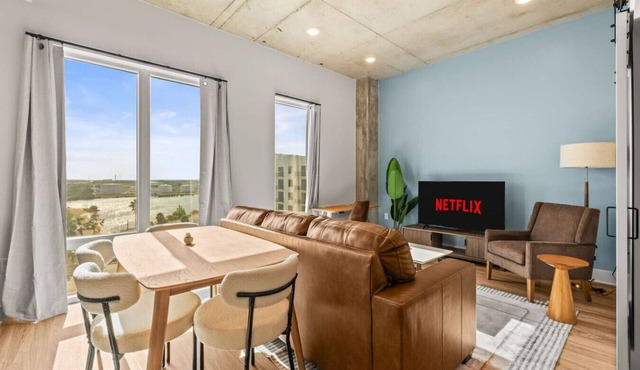 1BR Channelside | Free Amenities + Prime Location