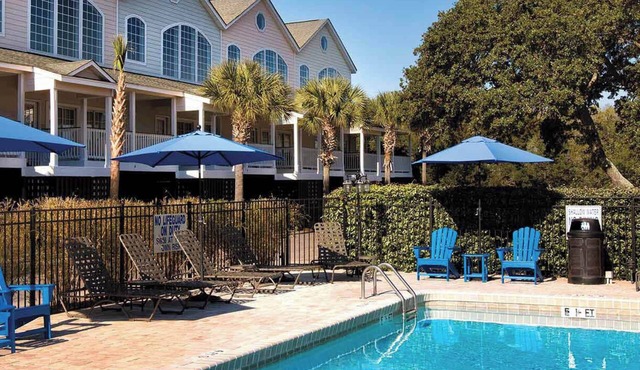 1BR Deluxe Golf, Beach & Fishing Escape