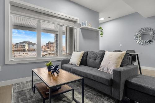 1BR Entertainment Space Projector and Games Room