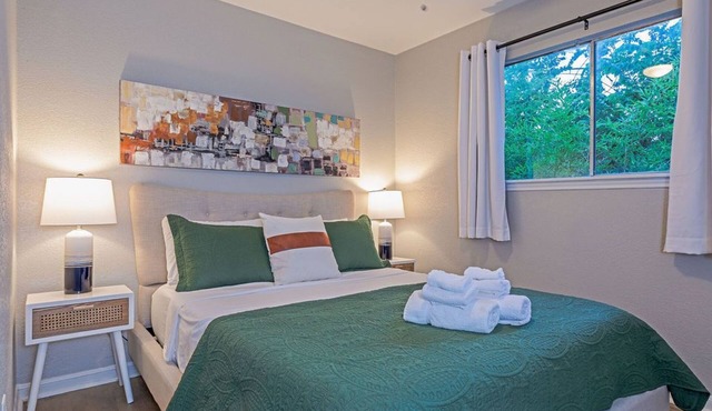 1BR Father's Montrose Estate F! Medical Center ⭐️⭐️⭐️⭐️⭐️