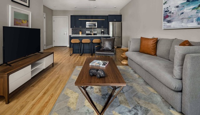 1BR Hip Homey Philly Urban Oasis