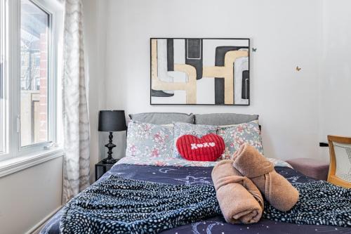 1BR in Cliff Road & Queensway close to China Town, Mississauga