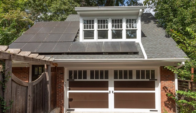 1BR Midtown Carriage House